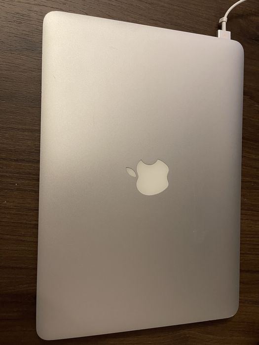 MacBook Pro Retina 13” A1502 – i7 / 16GB RAM / 250GB SSD