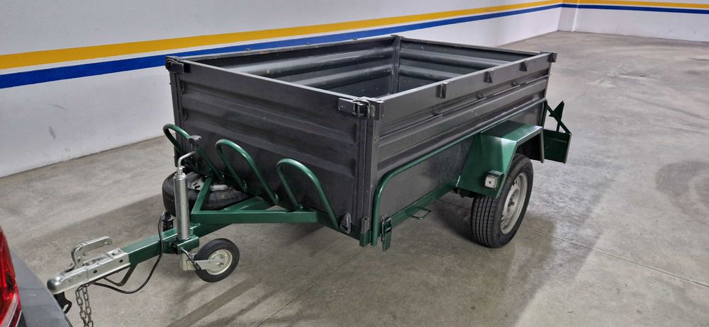 Aluguer de reboque\atrelado de motos e mercadorias