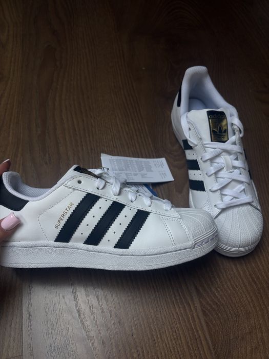 Adidas Superstar białe czarne złote opis!