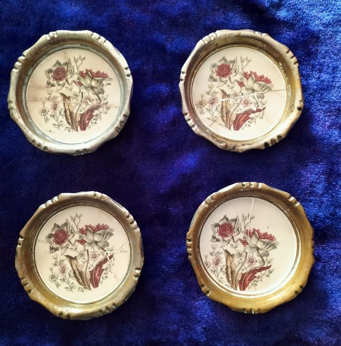 4 Bases de copos /Manjólicas com Azulejo