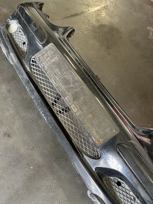Zderzak przód przedni czarny mercedes w203 coupe kod lakieru 040