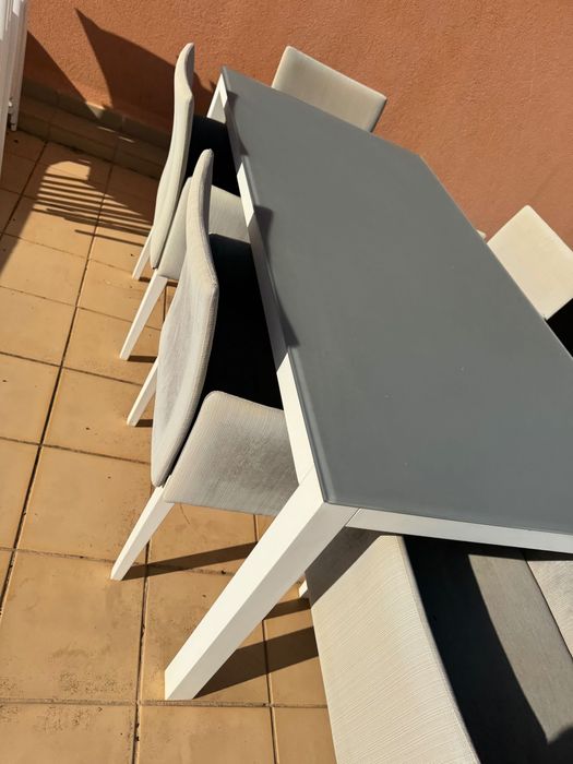 Mesa de vidro para exterior