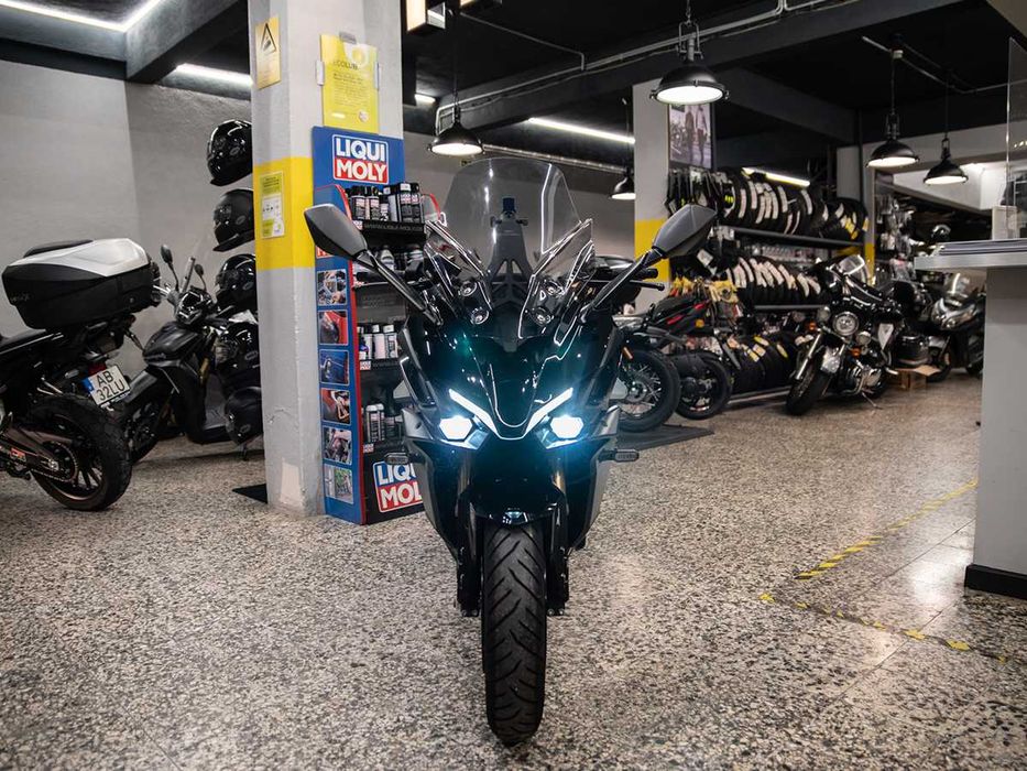 Suzuki GSX-S1000GT 2024 | Como Nova | 4.786 km | Garantia de Fábrica