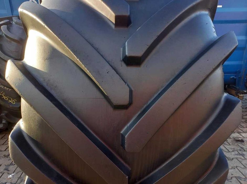 Шини б/у 1050/50R32 MICHELIN MEGAXBIB 184A8 TL