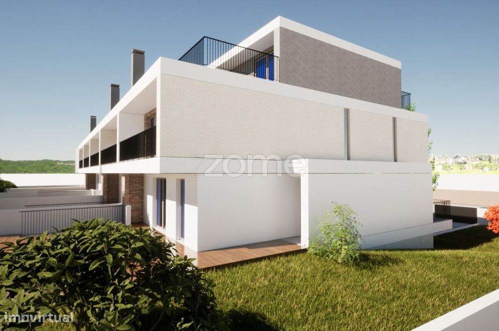 Terreno + Projeto De Moradia T3 Em Banda (Chave Na Mão)