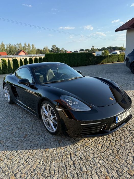 Porsche 718 Cayman