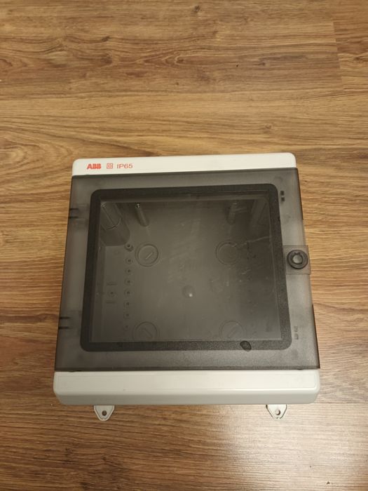 Szafka rozdzielcza ABB