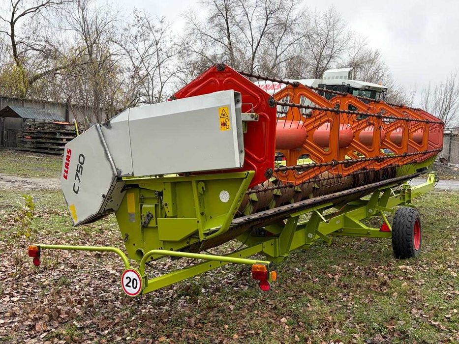 Комбайн Claas Mega 370