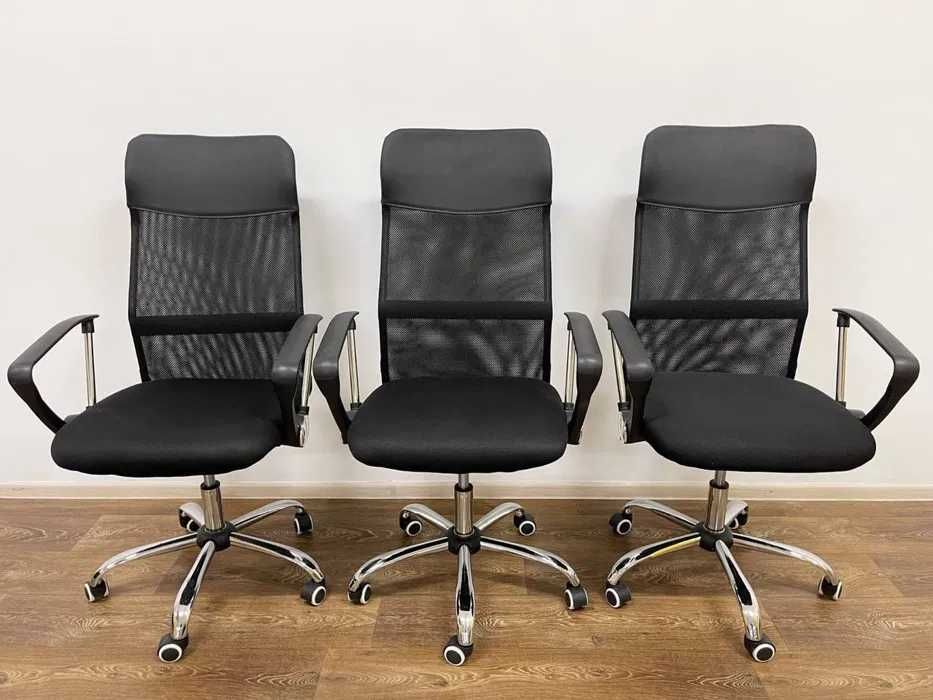 розпродаємо, столи,стелажі,крісла,тумби,шафи,стільці комоди полиці