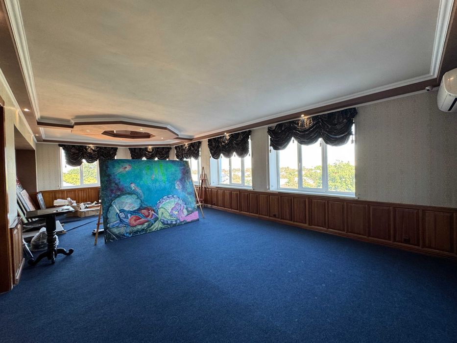 Комерційне приміщення в БЦ по вул. Пастерівська