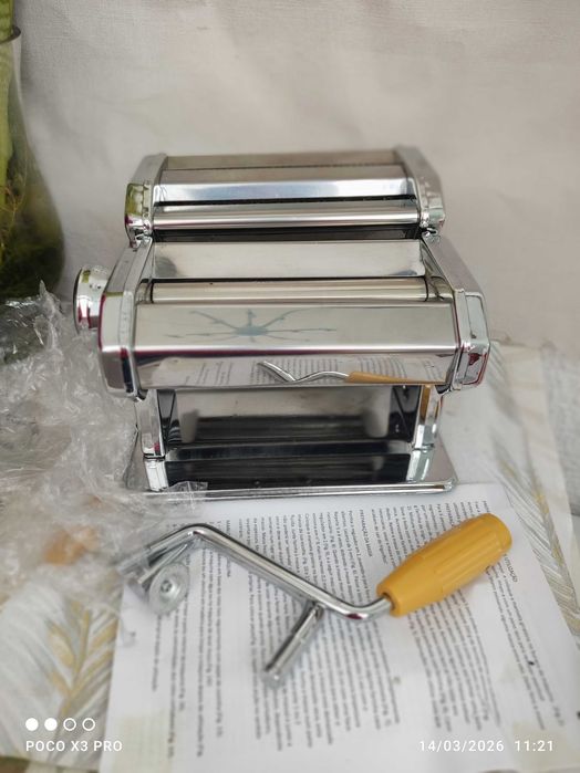 Máquina manual para fazer massa fresca