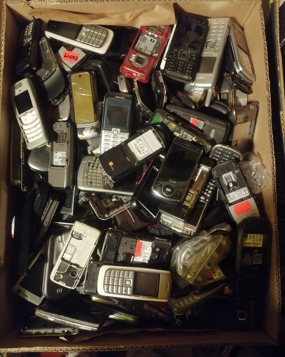 Stare telefony Nokia Samsung Motorola LG Sony Ericsson kg