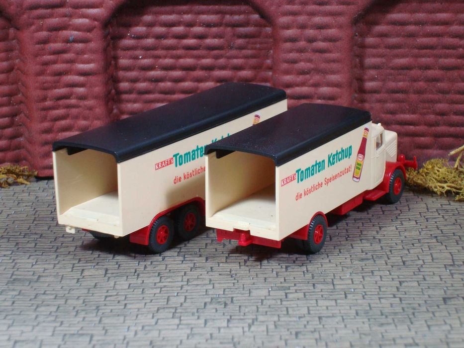 Wiking 886 - Bussing 8000 / Camião c/ Reboque 3 Eixos "Kraft`s"/ Usado