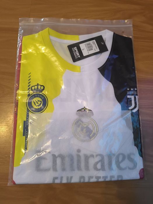 Camisola comemorativa CR7