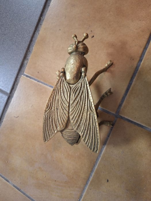 Popielniczka mosiężna mucha