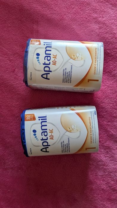 2 latas de fórmula infantil aptamil AO AC