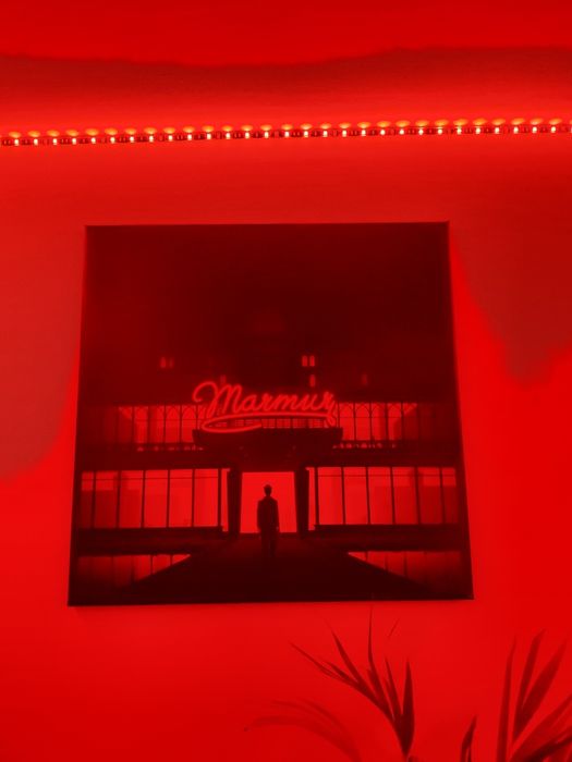 Obraz Płótno Canvas 60x60 Taco Hemingway - Marmur (Hotel Marmur)
