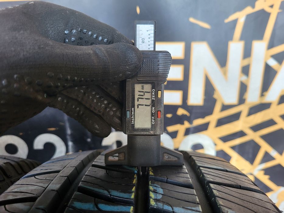 Opony wielosezonowe 215/60/17C Goodyear 7,7mm