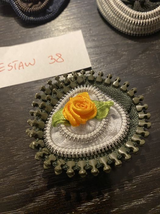 Broszki handmade z suwaków unikat zestaw 38
