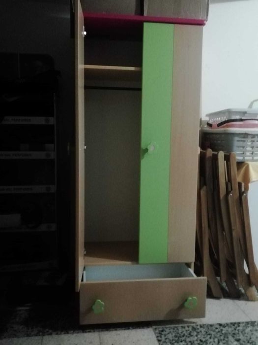 Roupeiro Quarto Menina 2 Portas + 1 gaveta