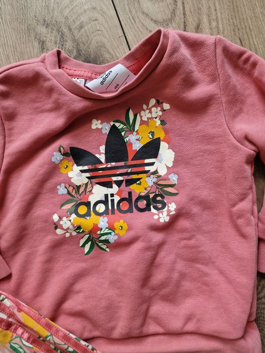 Dres adidas dla dziewczynki r. 92