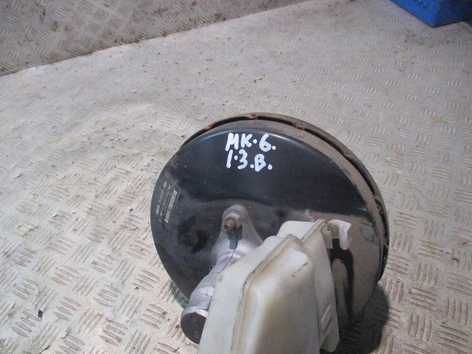 serwo hamulcowe pompa ford fiesta mk6 4s612b195kc