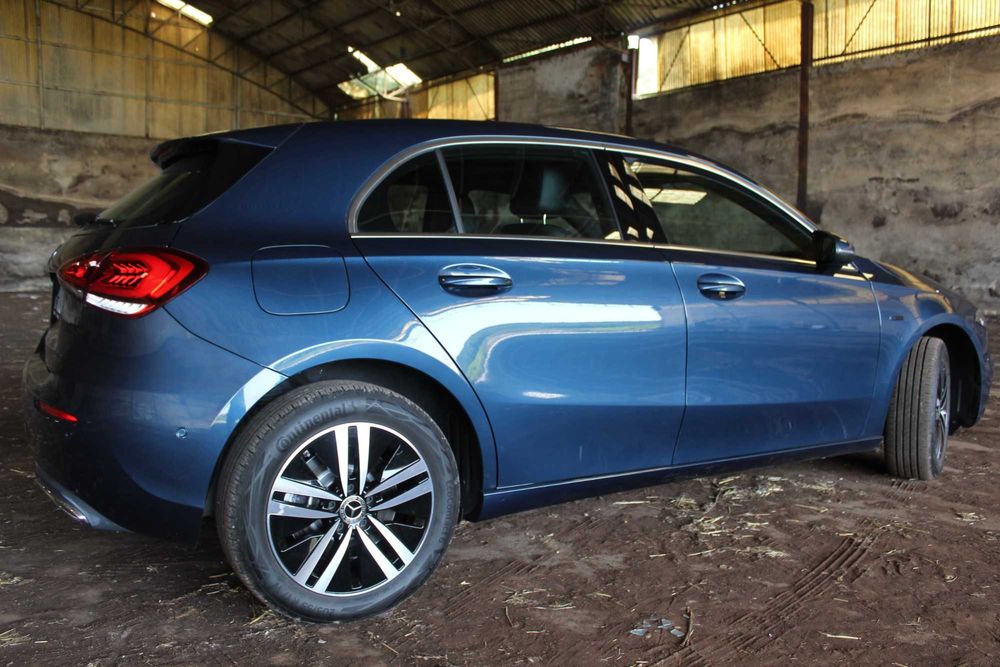 Mercedes-Benz A250 e Style Plus