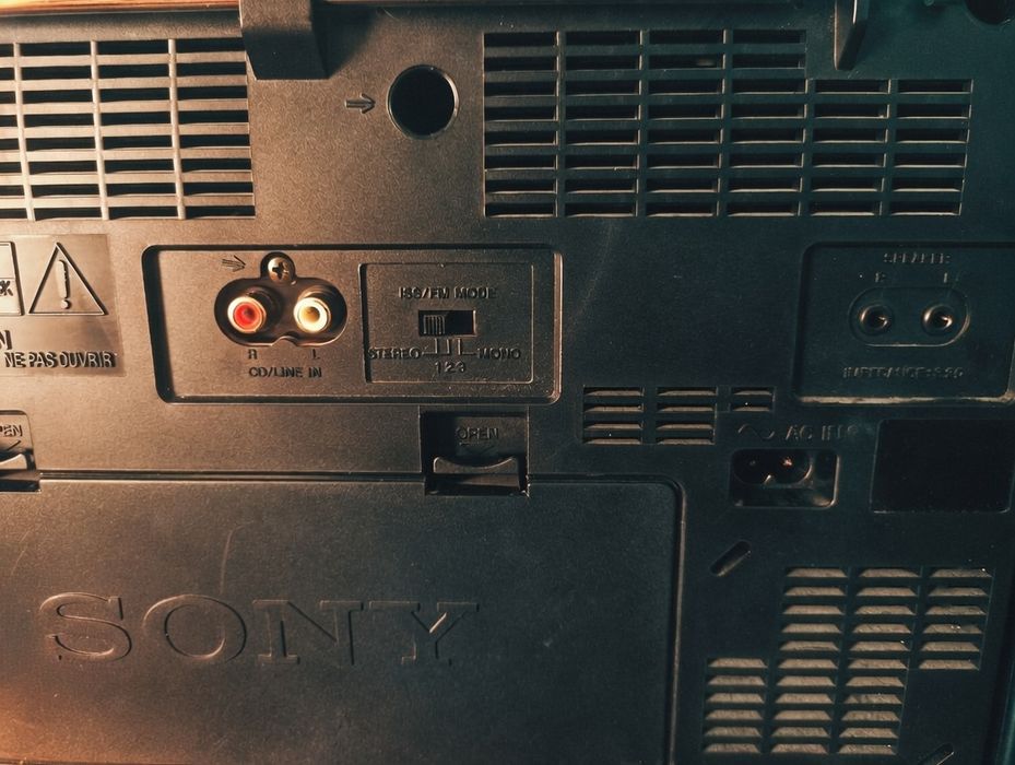 Винтажный бумбокс Sony CFS-W455L • "Винтаж Sony • Работает • 90-е"