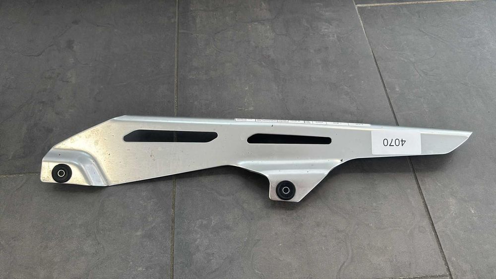 Osłona Łańcucha Suzuki GSF 1200 Bandit 2000-05 [4070]