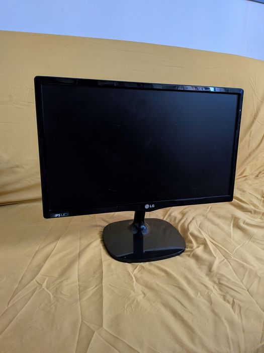 Monitor / TV LG 22" Full HD IPS (22MT57D)