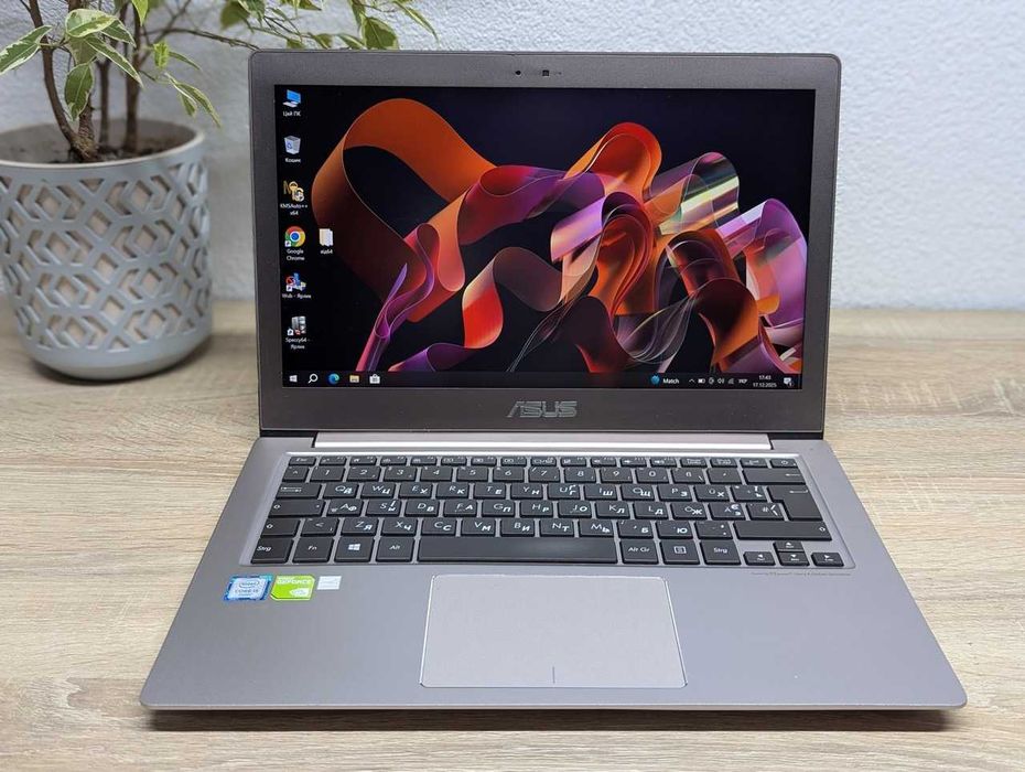 Тонкий шустрий ультрабук для игр, роботи та навчання