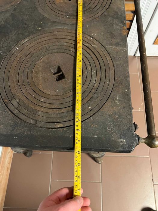 kuchenny żeliwny zabytkowy piec