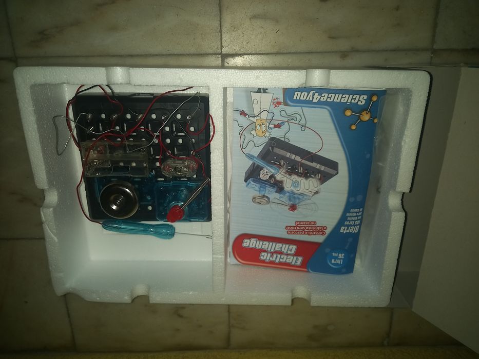 Brinquedo /Kit Educativo "Desafio Eléctrico" da SCIENCE4YOU