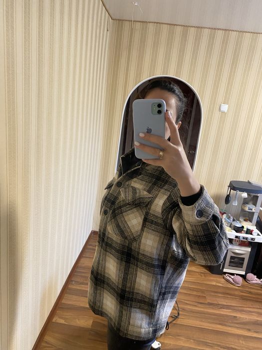 Тепла жіноча рубашка в клітинку oodji