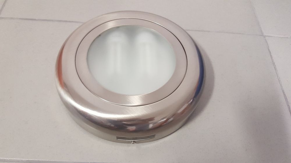 Aplique de luz de tecto metalizado