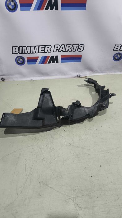 Guia Farol BMW Serie 3 (E90/E91) Direito Pré-LCI 7116.708