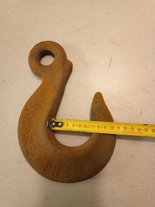 Nowa niższa cena. Hak do zawiesia. Duży bardzo mocny.