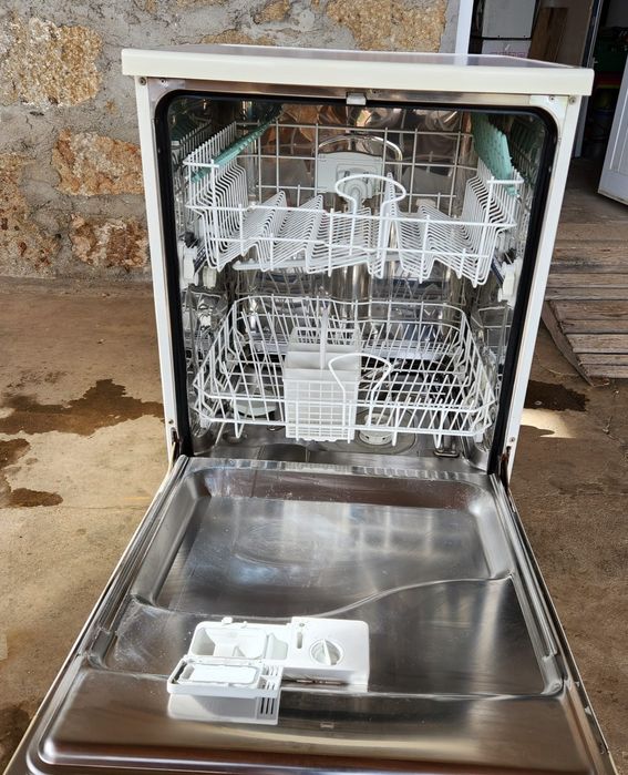 Máquina de lavar loiça482945915431823362