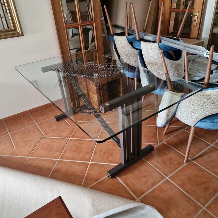 Mesa vidro com pé em ferro