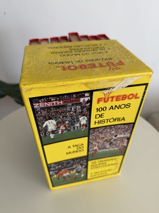 Coleção 8 livros 100 Anos de história do futebol