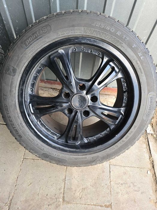 Felgi aluminiowe 17 z oponami do BMW E60 E61 7.5j ET20 5x120