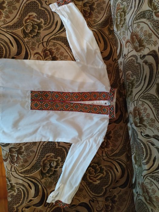 Вишивана сорочка