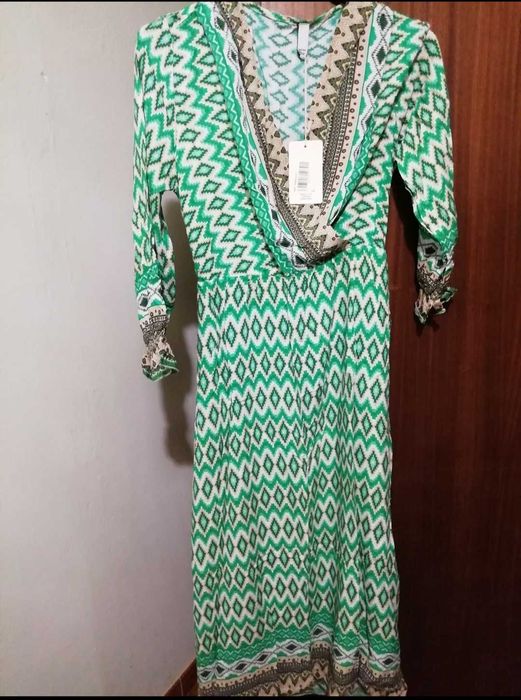 Vestido novo tons verde