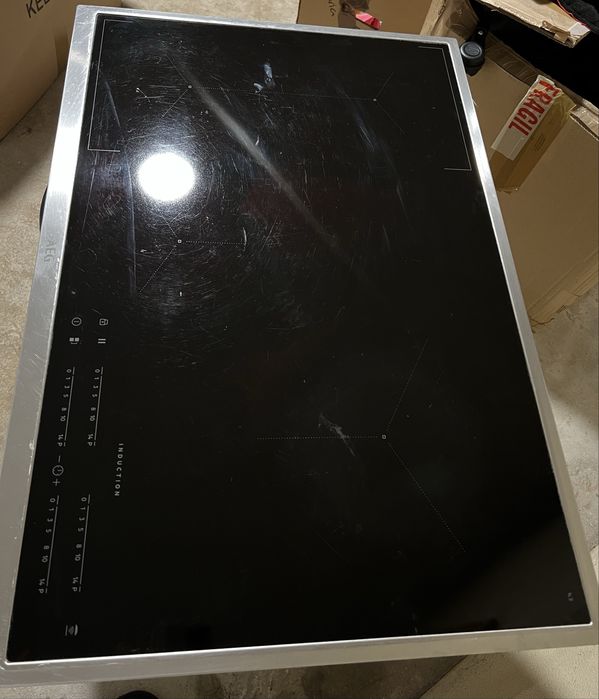 Placa indução AEG 77cm