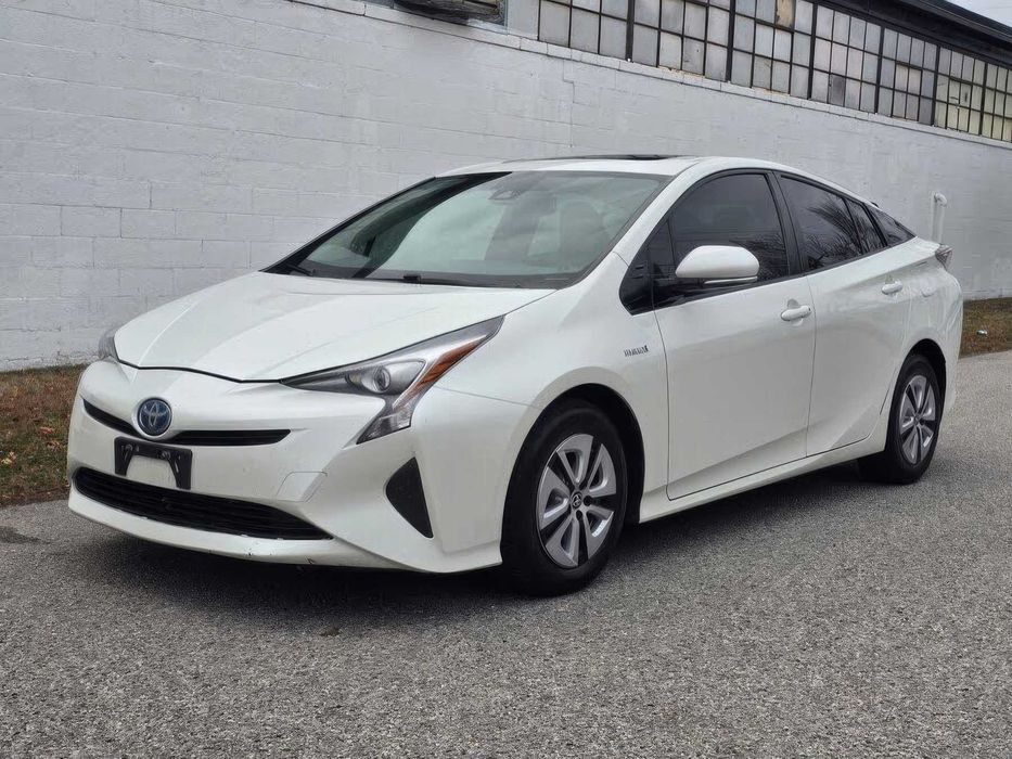 Toyota Prius      2017