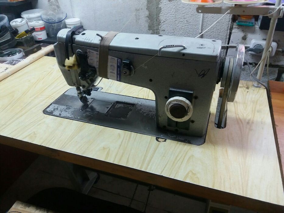 Продам обувную швейную машинку 330 класса