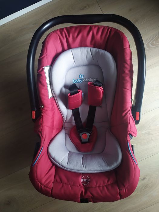 Fotelik Baby Design Dumbo + Adapter