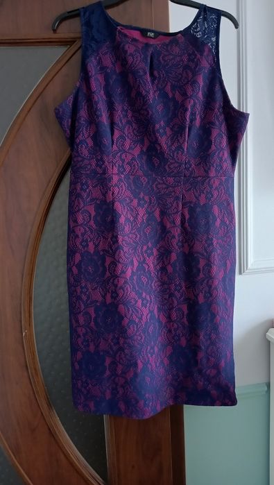 Elegancka sukienka róż z granatem 44-48