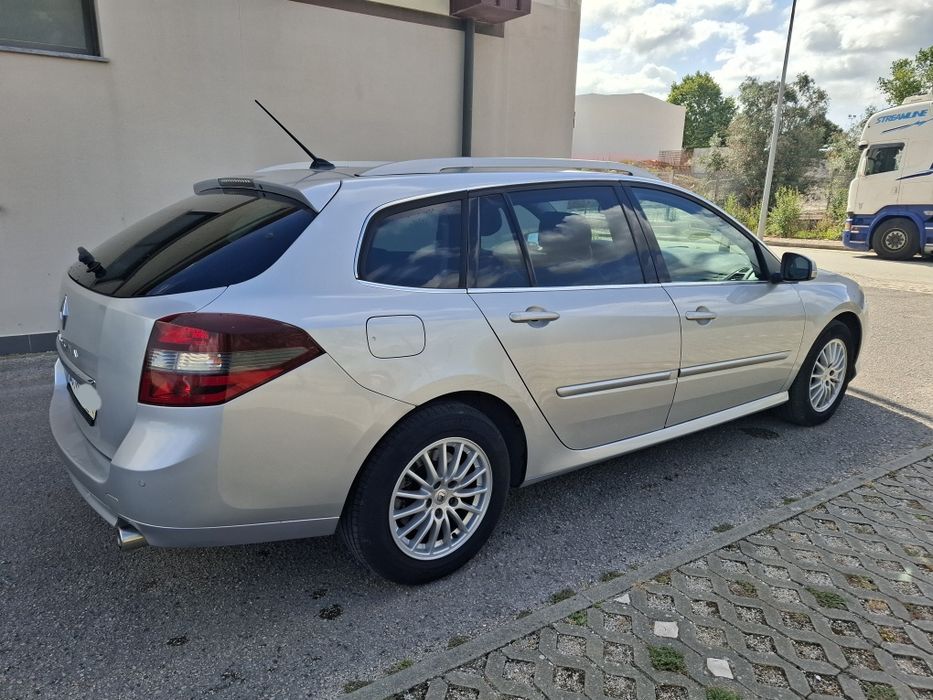 Renault Laguna — fotografia 2