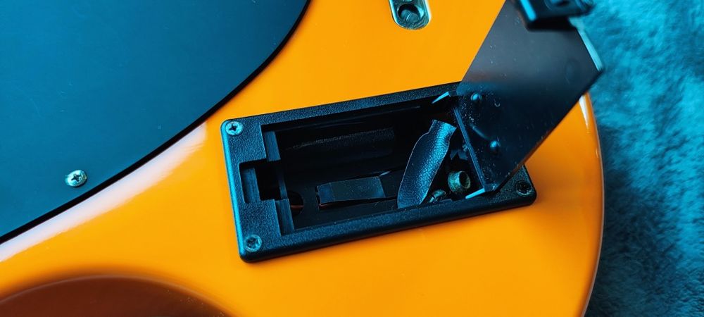 Gitara basowa mini Fernandes